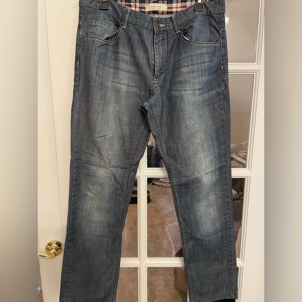 Zara men’s jeans.
